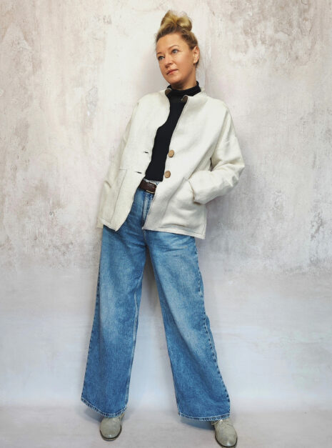 Lumii_20250427_180523366 Lumii_20250427_180523366